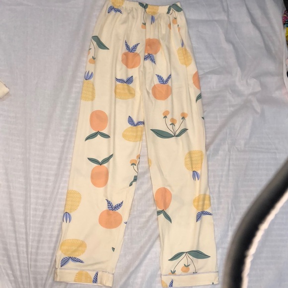 ❌SORRY NOT AVAILABLE ❌ Light Yellow Night Suit for lady Chine Trade, - Picture 6 of 8